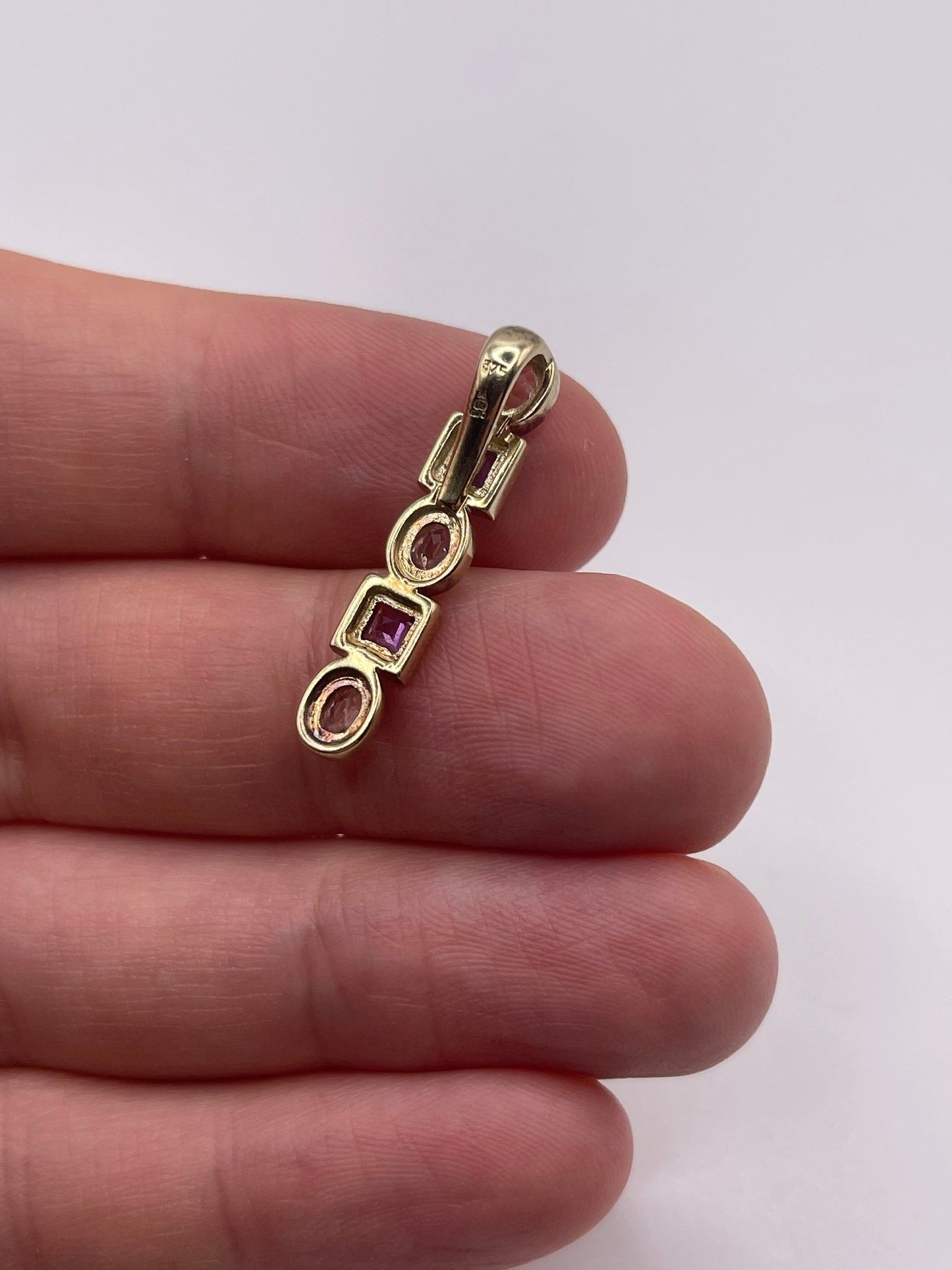 9ct gold amethyst and topaz pendant