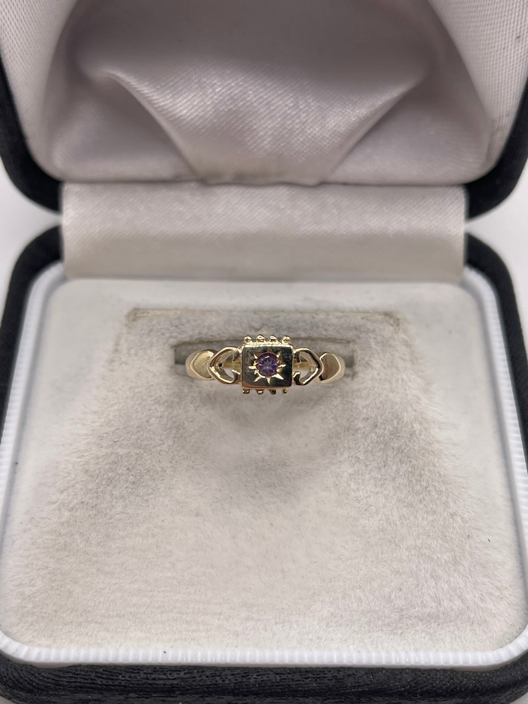 9ct gold amethyst gypsy ring