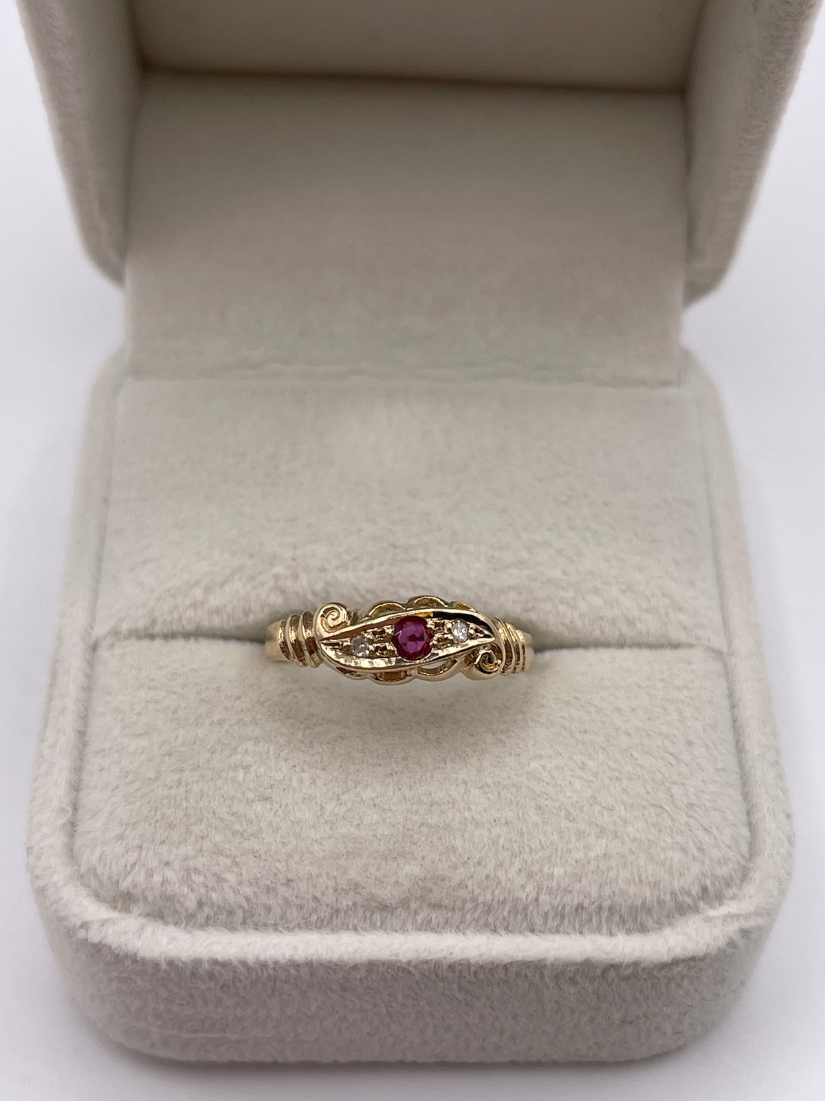 9ct gold ruby and diamond ring