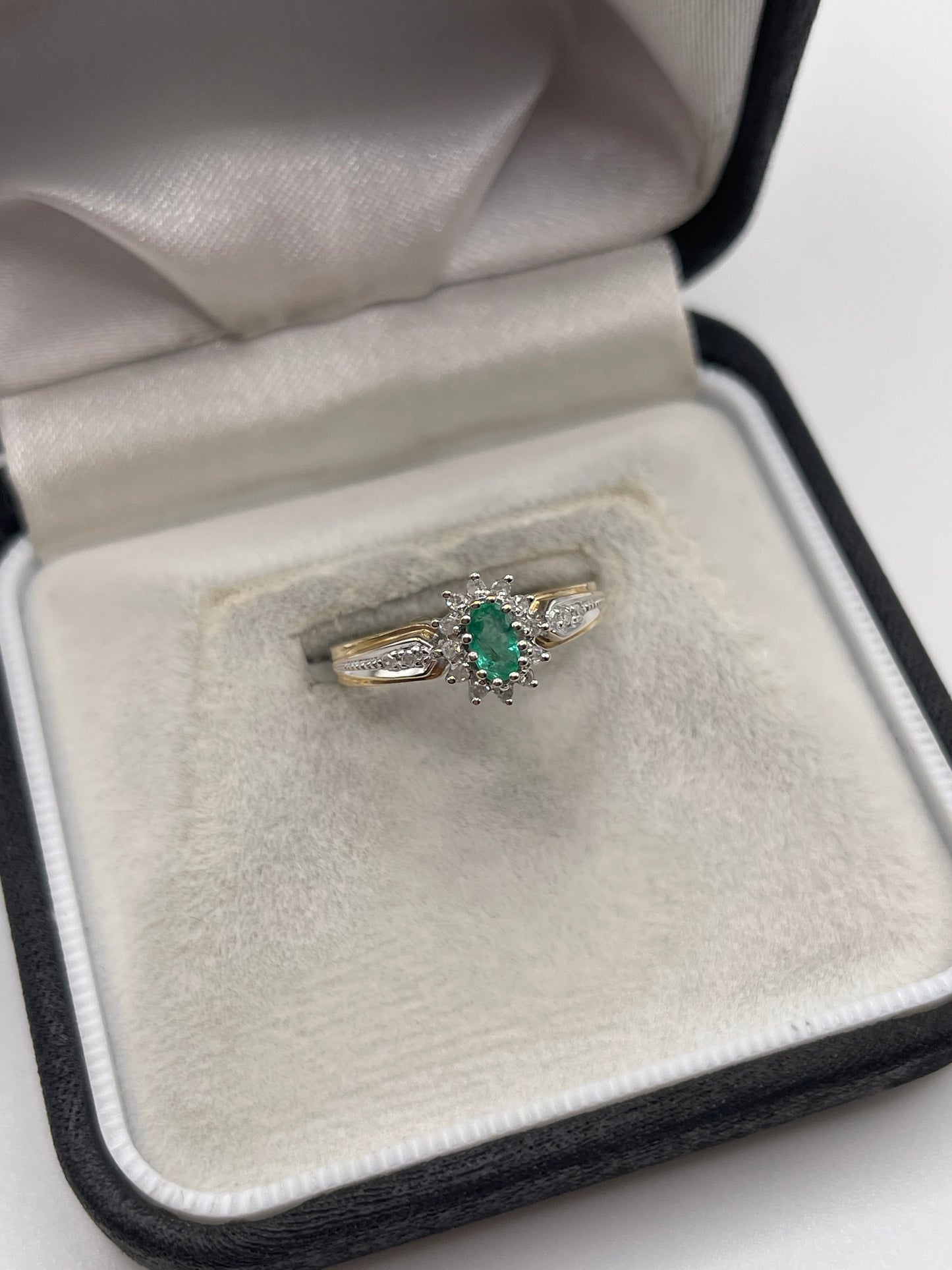 9ct gold emerald and diamond ring
