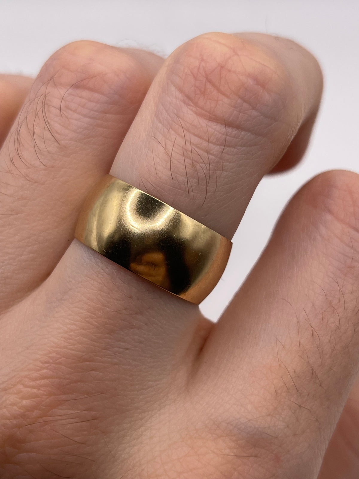 9ct gold band