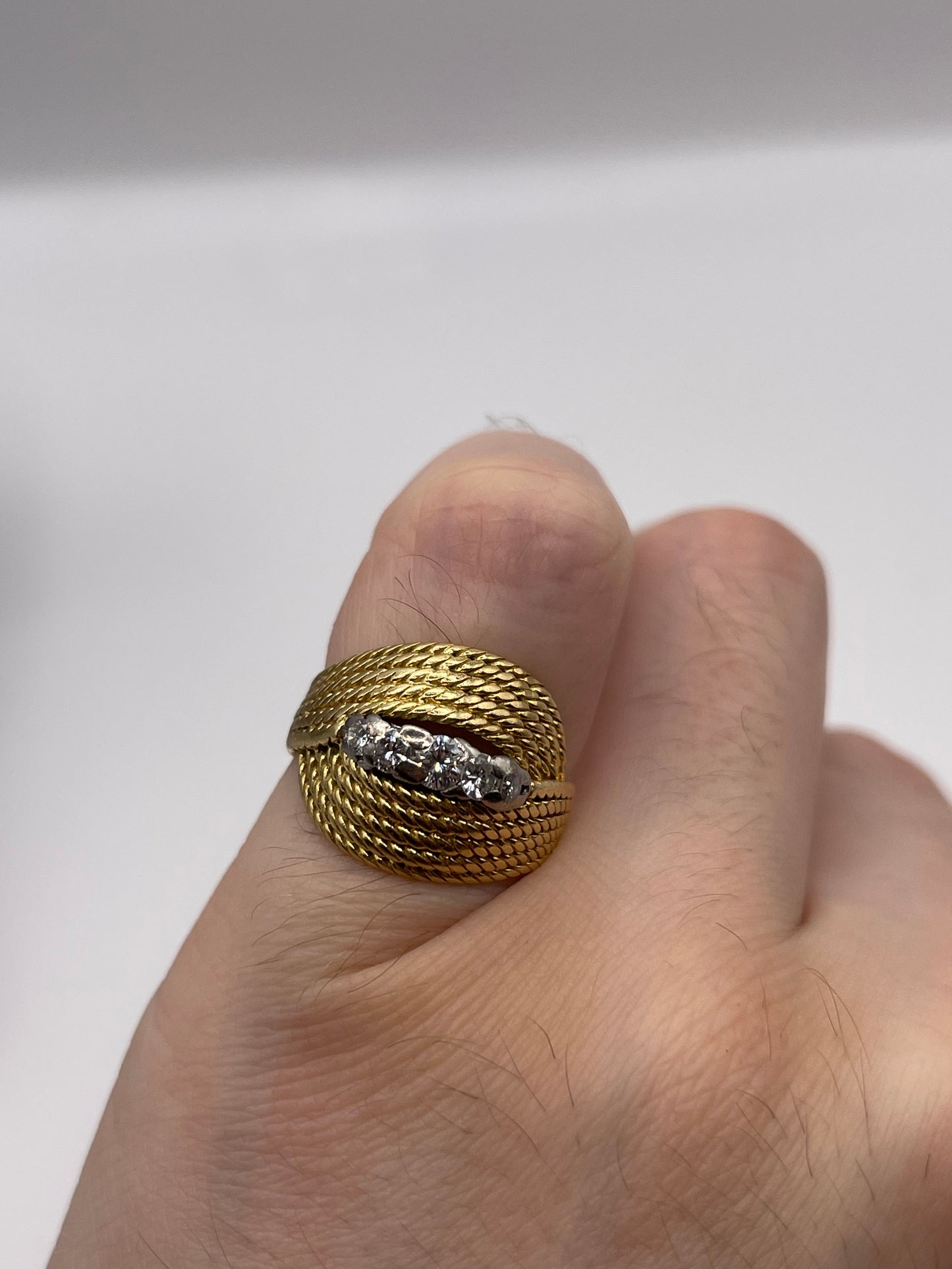18ct gold diamond ring