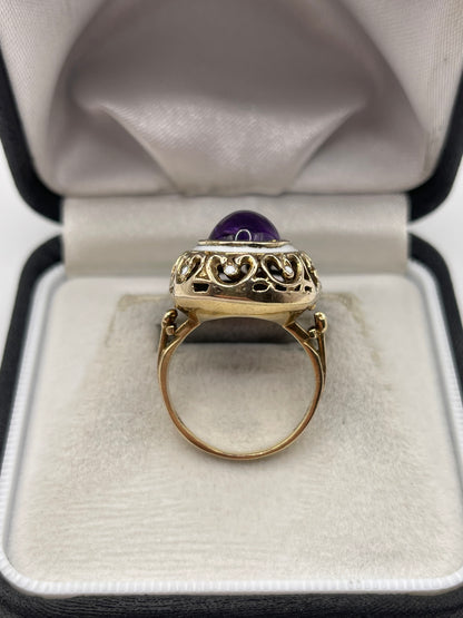 Heavy 9ct gold cabochon amethyst and enamel ring
