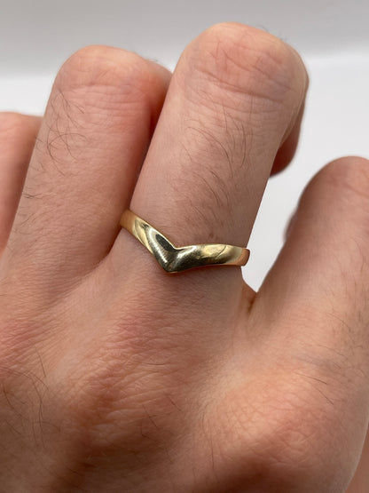 9ct gold wishbone ring