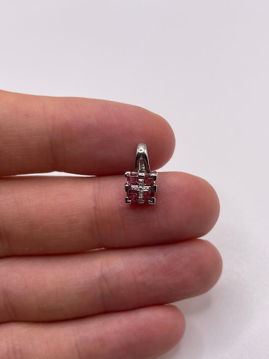 9ct white gold tourmaline pendant