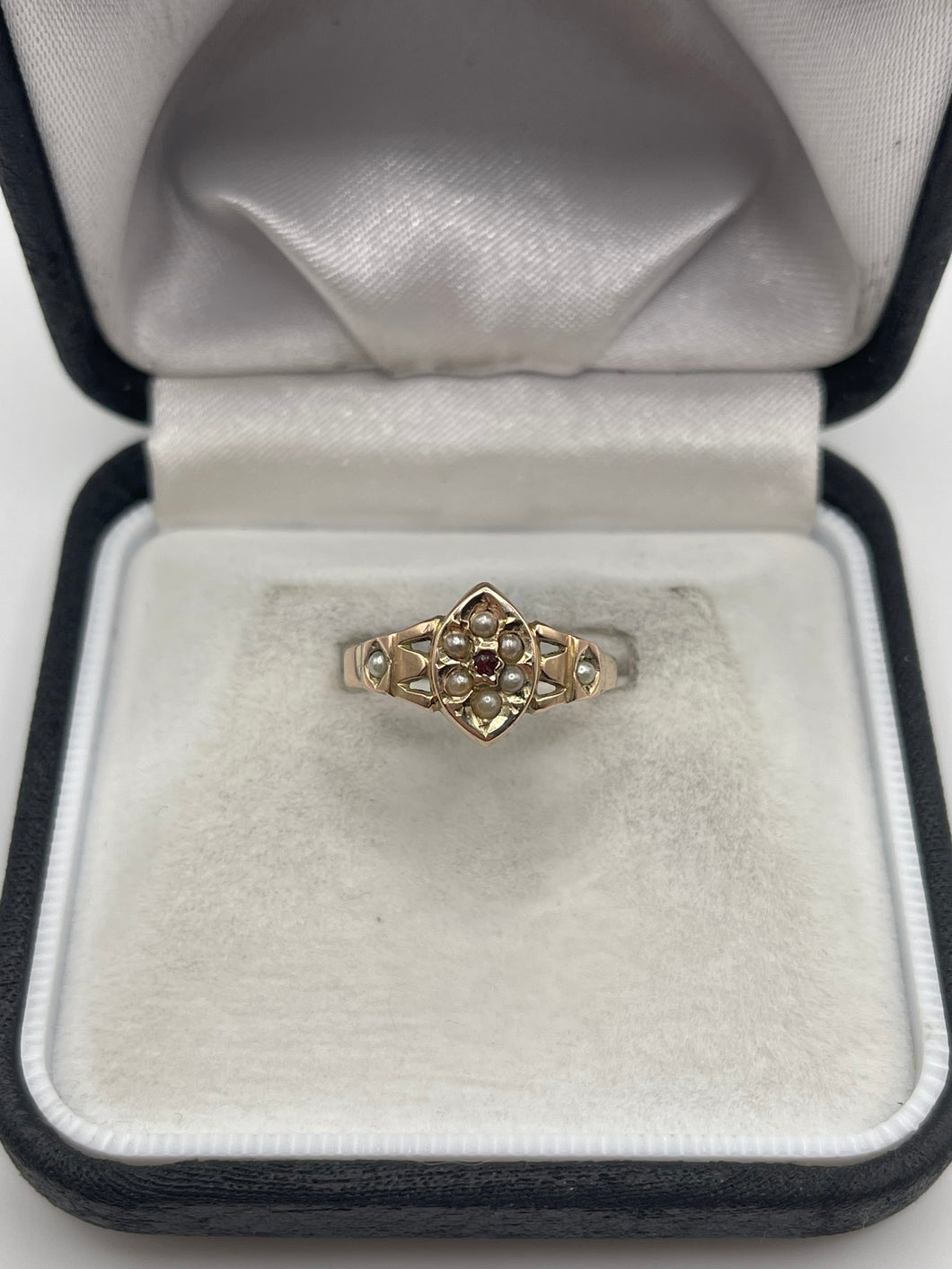 Antique 9ct gold garnet and pearl ring