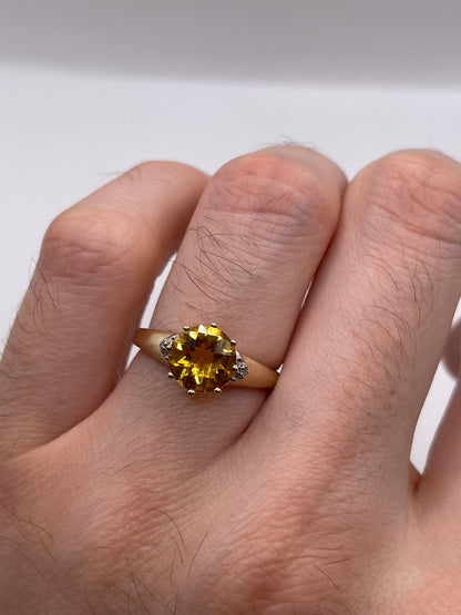 9ct gold citrine and diamond ring