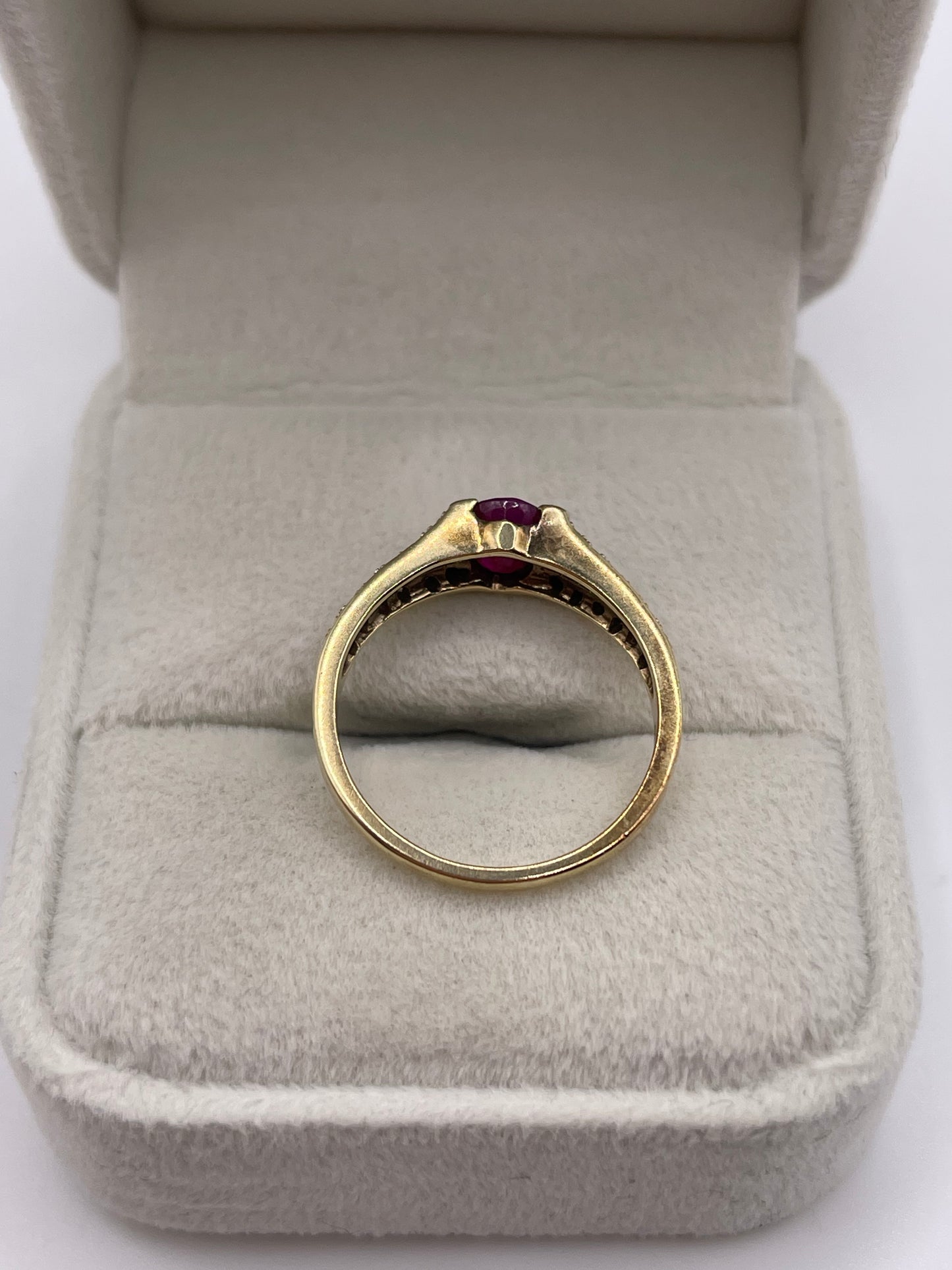 9ct gold ruby and diamond ring