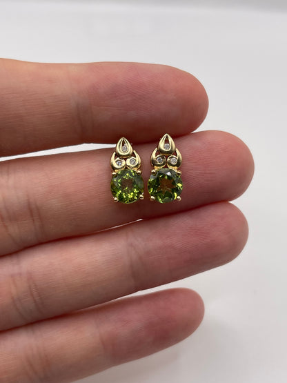 9ct gold peridot and diamond earrings