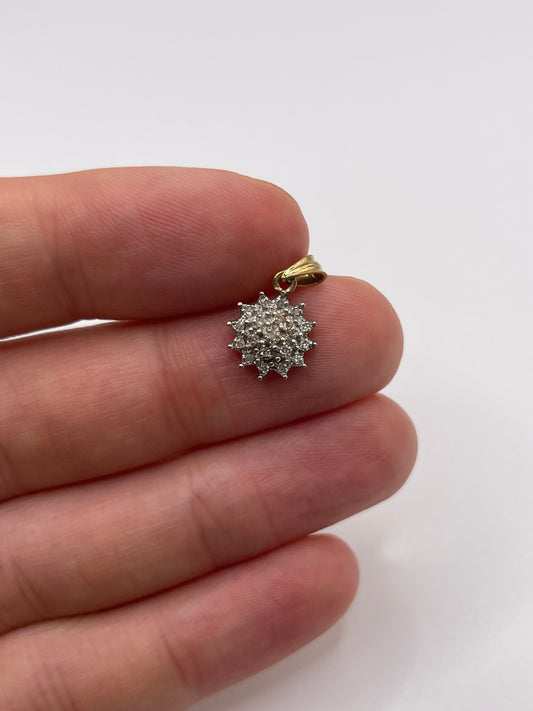 9ct gold diamond cluster pendant