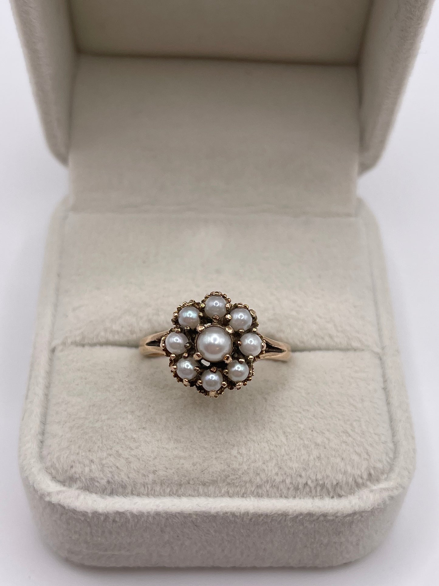 9ct gold pearl cluster ring