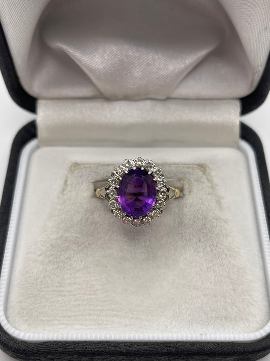 18ct gold amethyst and diamond ring