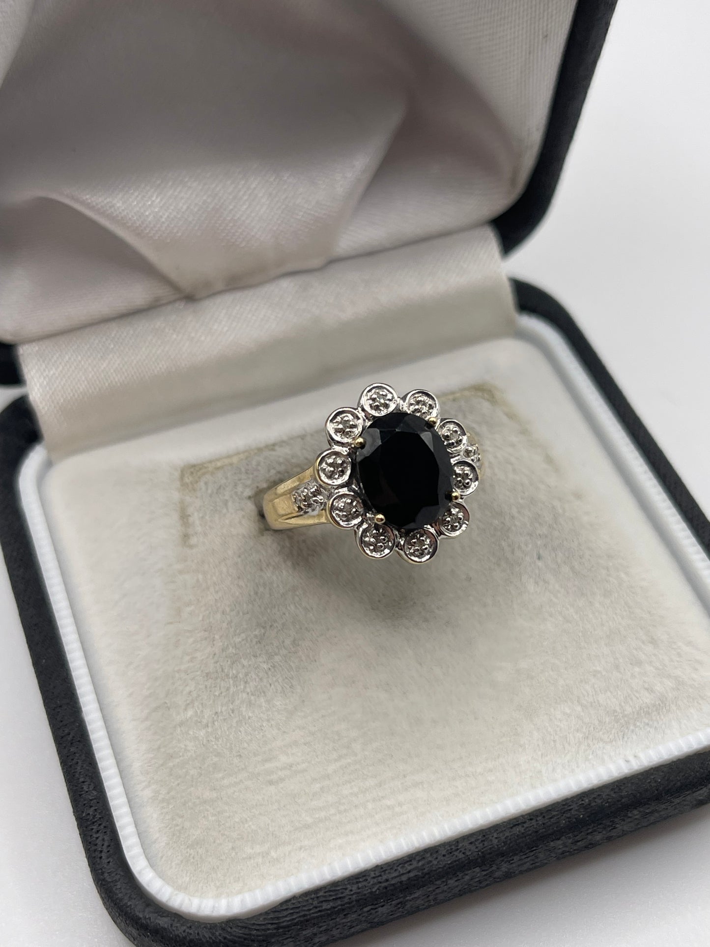 9ct gold sapphire and diamond ring