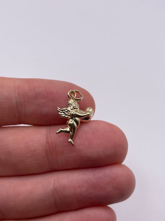 9ct gold cherub charm