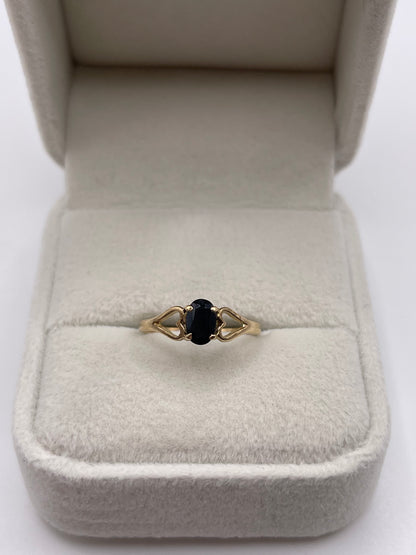 9ct gold sapphire ring
