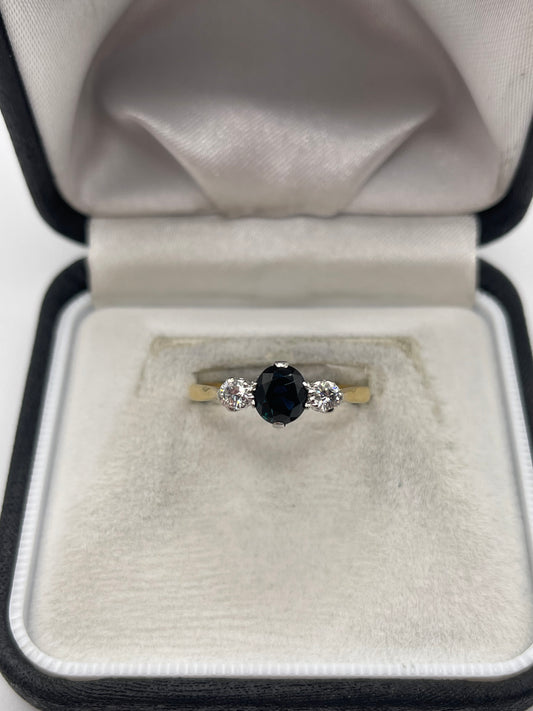 18ct gold sapphire and diamond ring