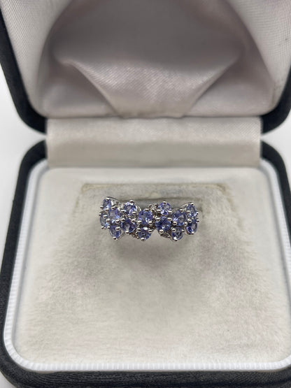 9ct white gold tanzanite and diamond ring
