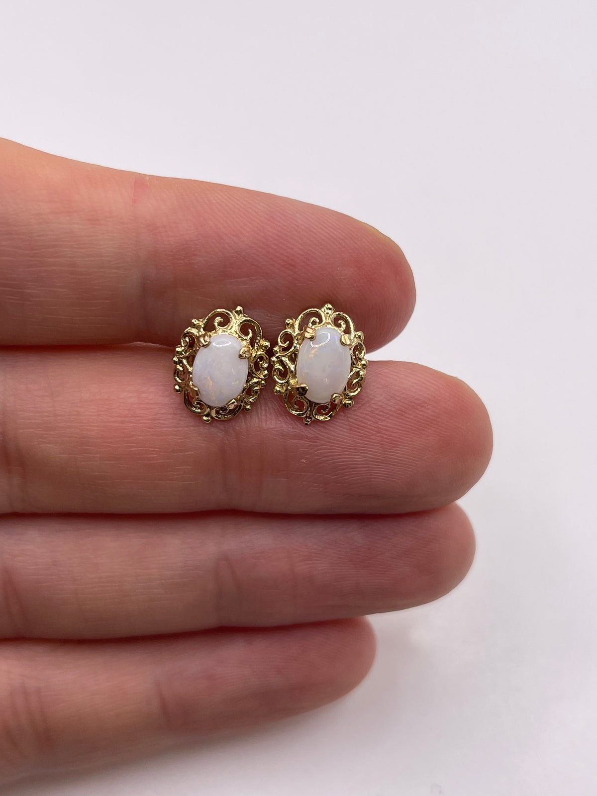 9ct gold opal earrings