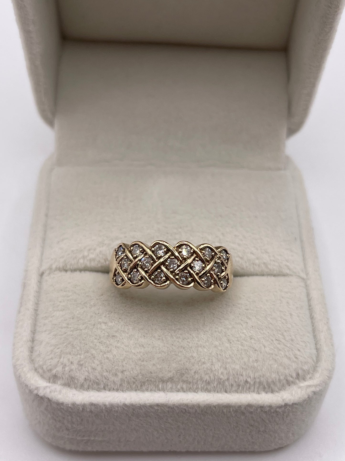9ct gold 50 point diamond cluster ring