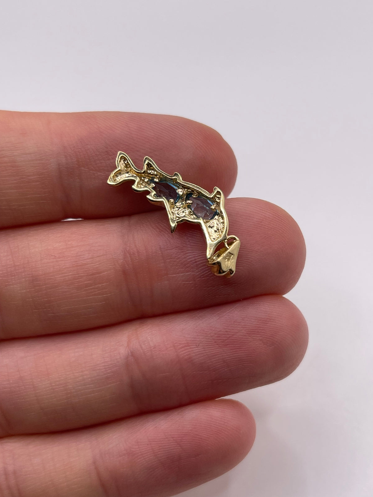 9ct gold topaz dolphin pendant