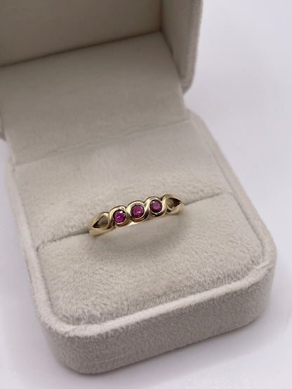 9ct gold ruby ring