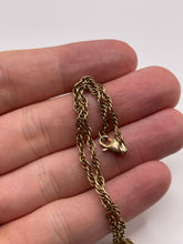 Load image into Gallery viewer, 9ct gold chain 36
