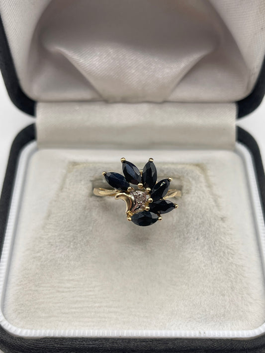 9ct gold sapphire and diamond ring