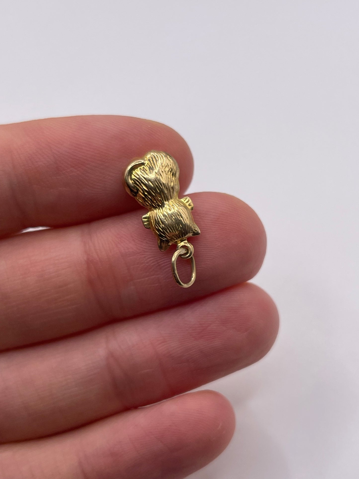9ct gold cat charm