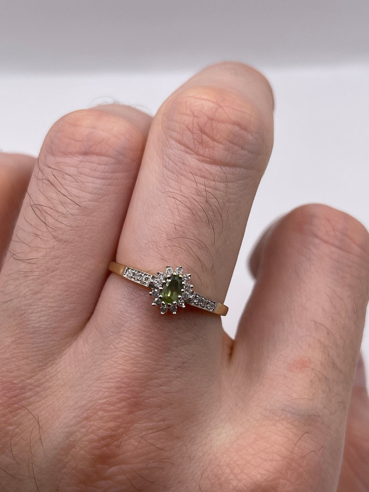 9ct gold quartz and diamond ring