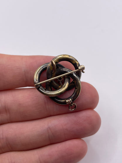 Antique 14ct gold enamel and diamond brooch