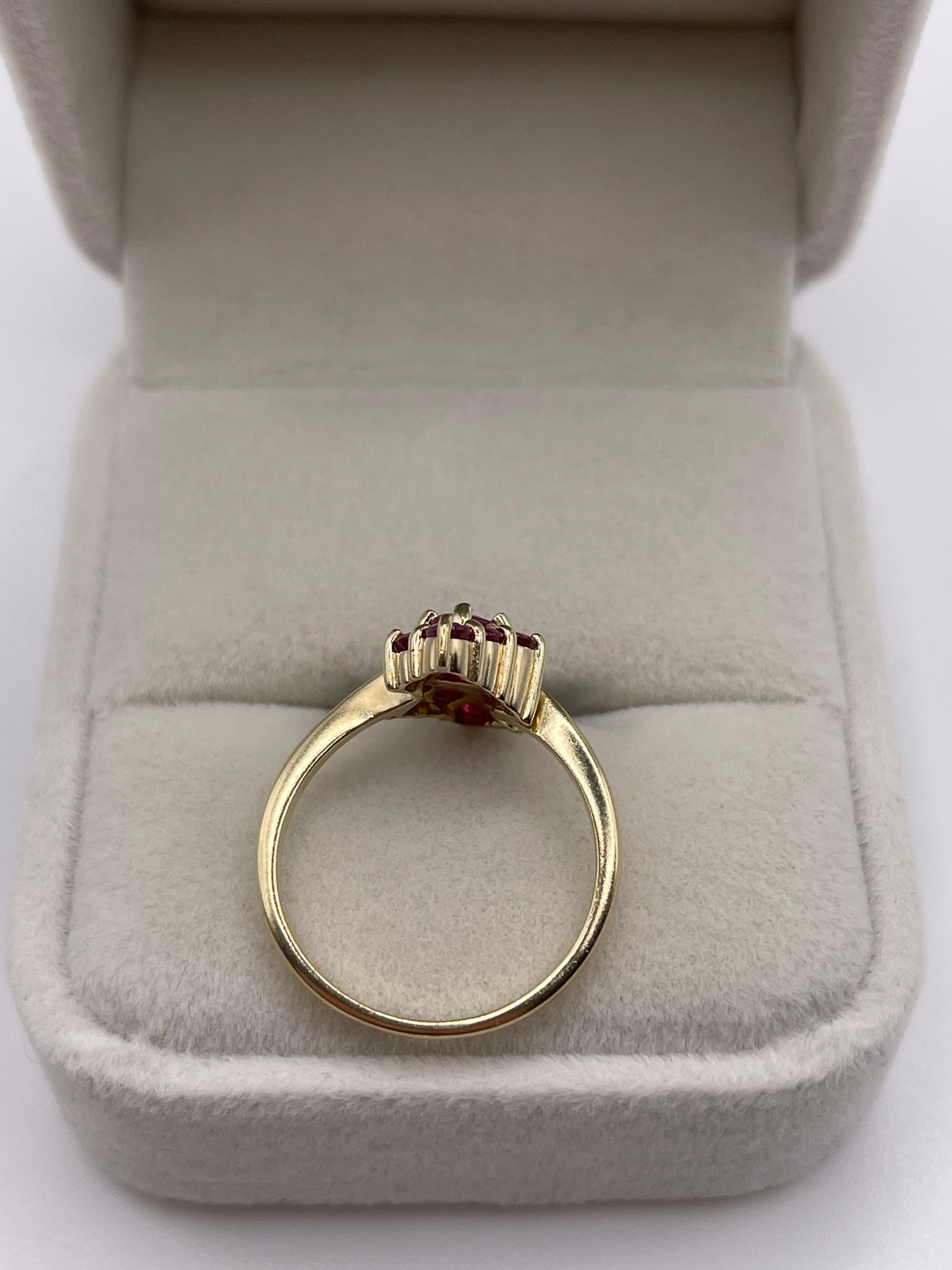 9ct gold ruby cluster ring