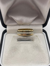 Load image into Gallery viewer, 9ct two tone spinner ring
