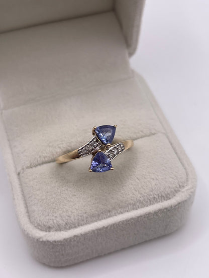 9ct gold tanzanite and zircon ring