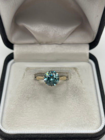 9ct gold blue zircon ring