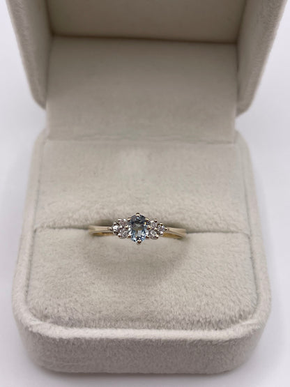 9ct gold aquamarine and diamond ring