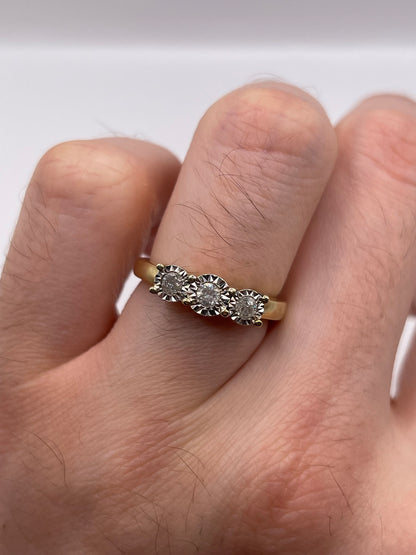 9ct gold diamond ring