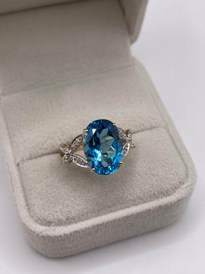 9ct gold topaz and diamond ring