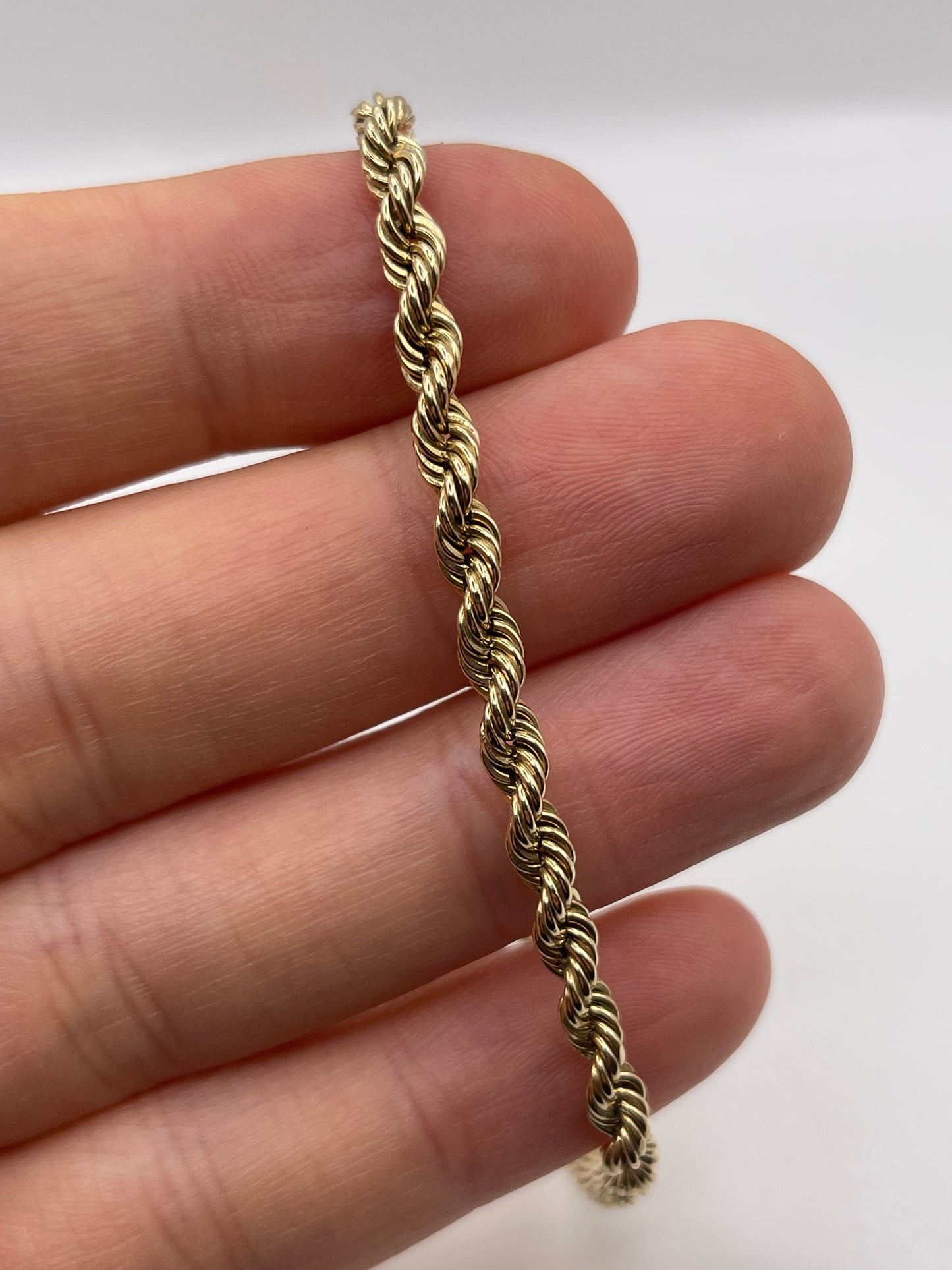 9ct gold bracelet