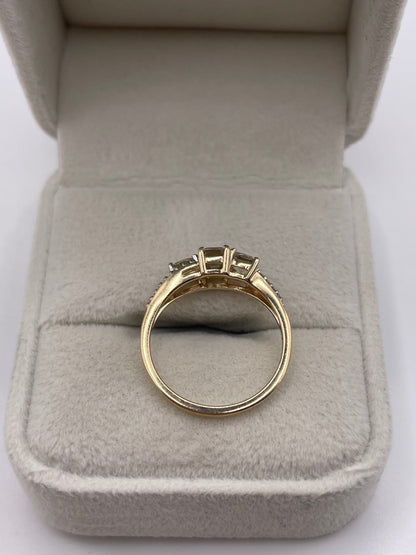 9ct gold quartz and diamond ring