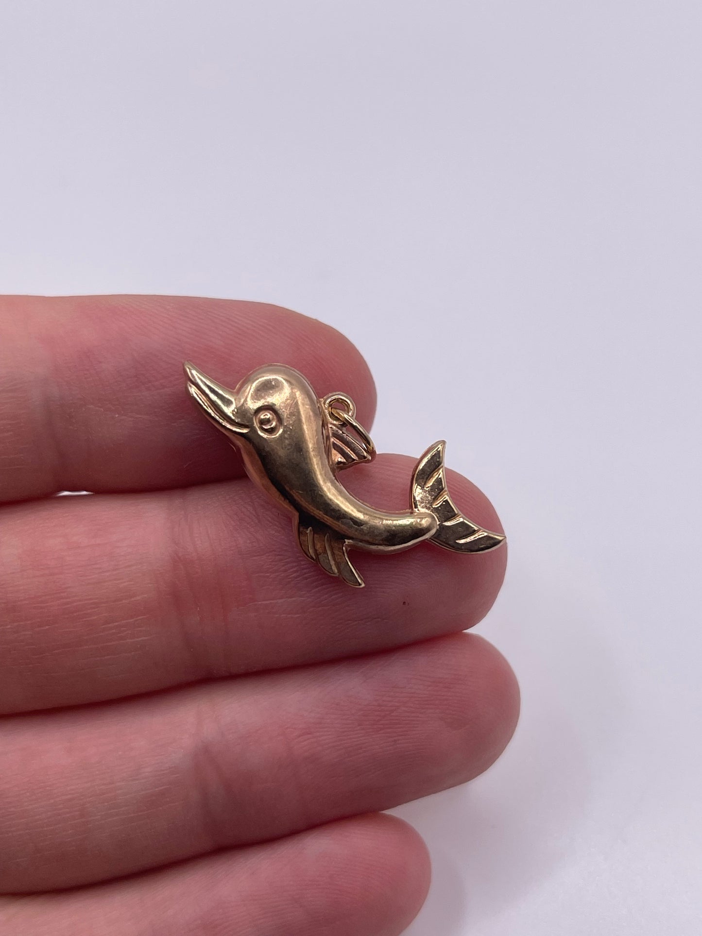 9ct gold dolphin charm