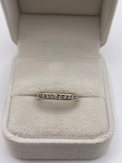9ct gold diamond ring