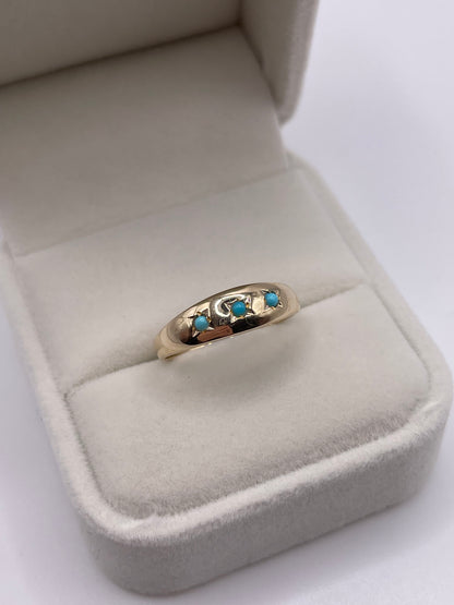 9ct gold turquoise gypsy ring