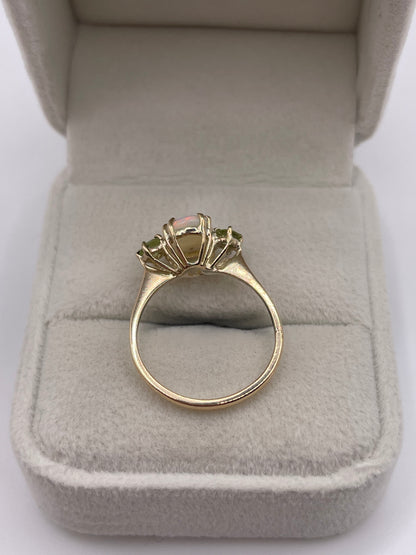 9ct gold opal and peridot ring
