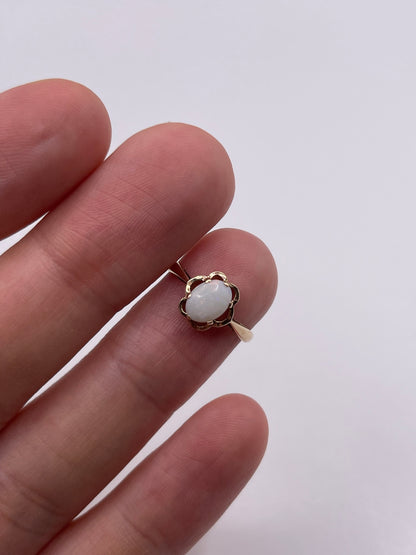 9ct gold opal ring