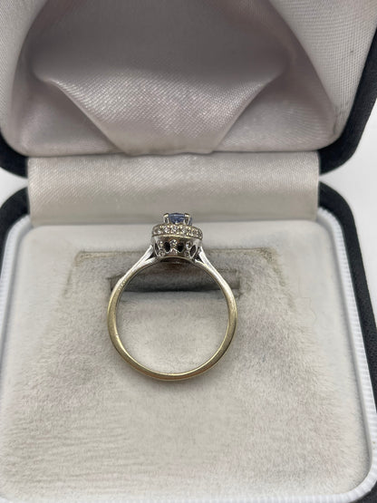 18ct white gold sapphire and diamond ring