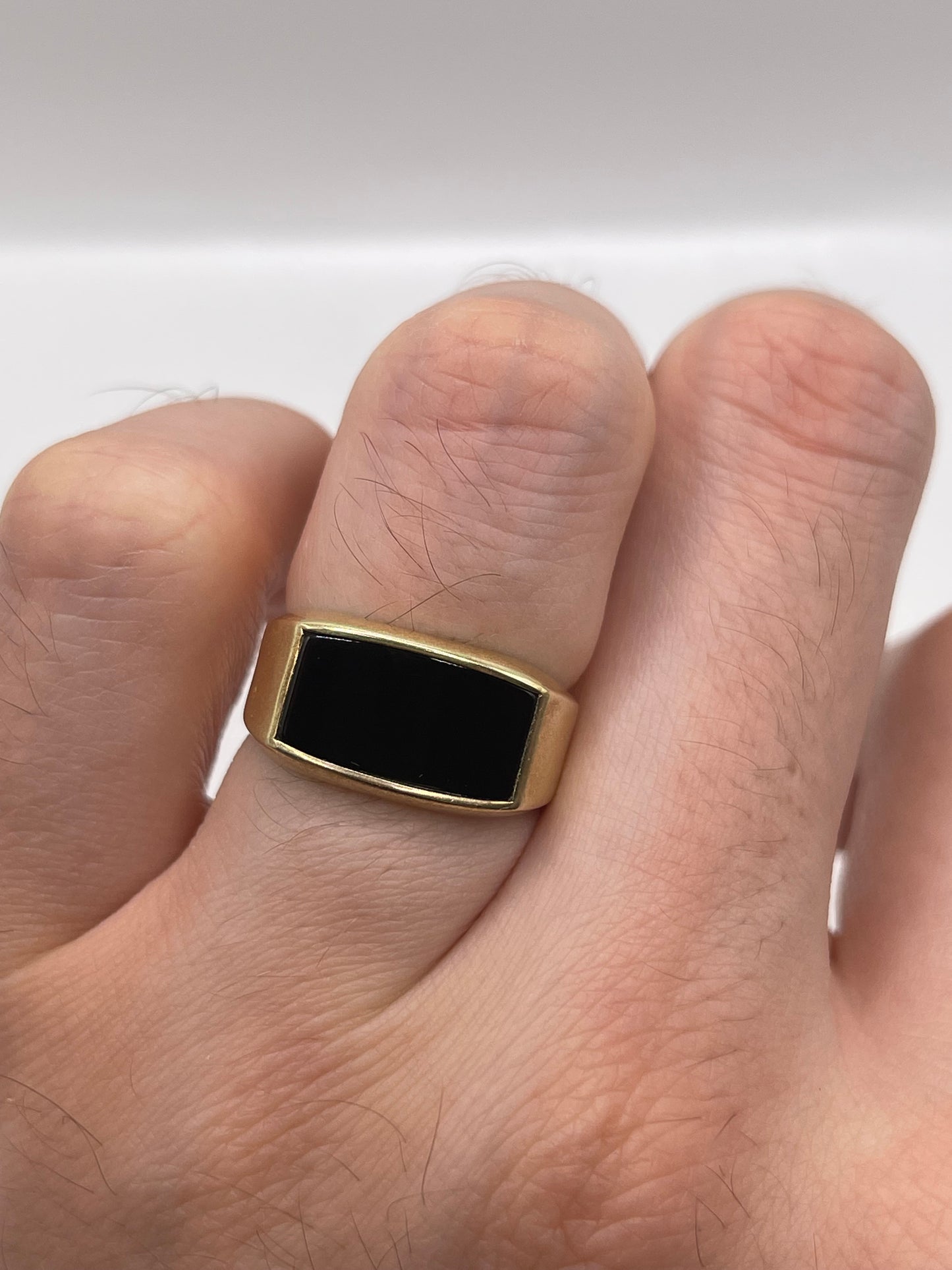 9ct gold onyx signet ring