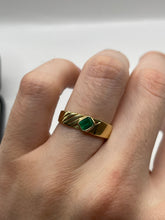 Load image into Gallery viewer, 18ct gold emerald ring
