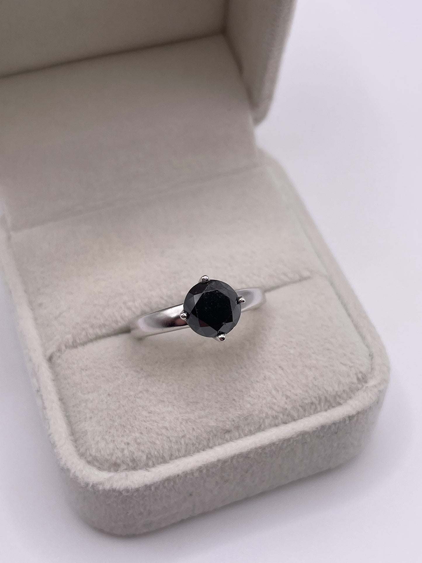 9ct white gold black diamond ring