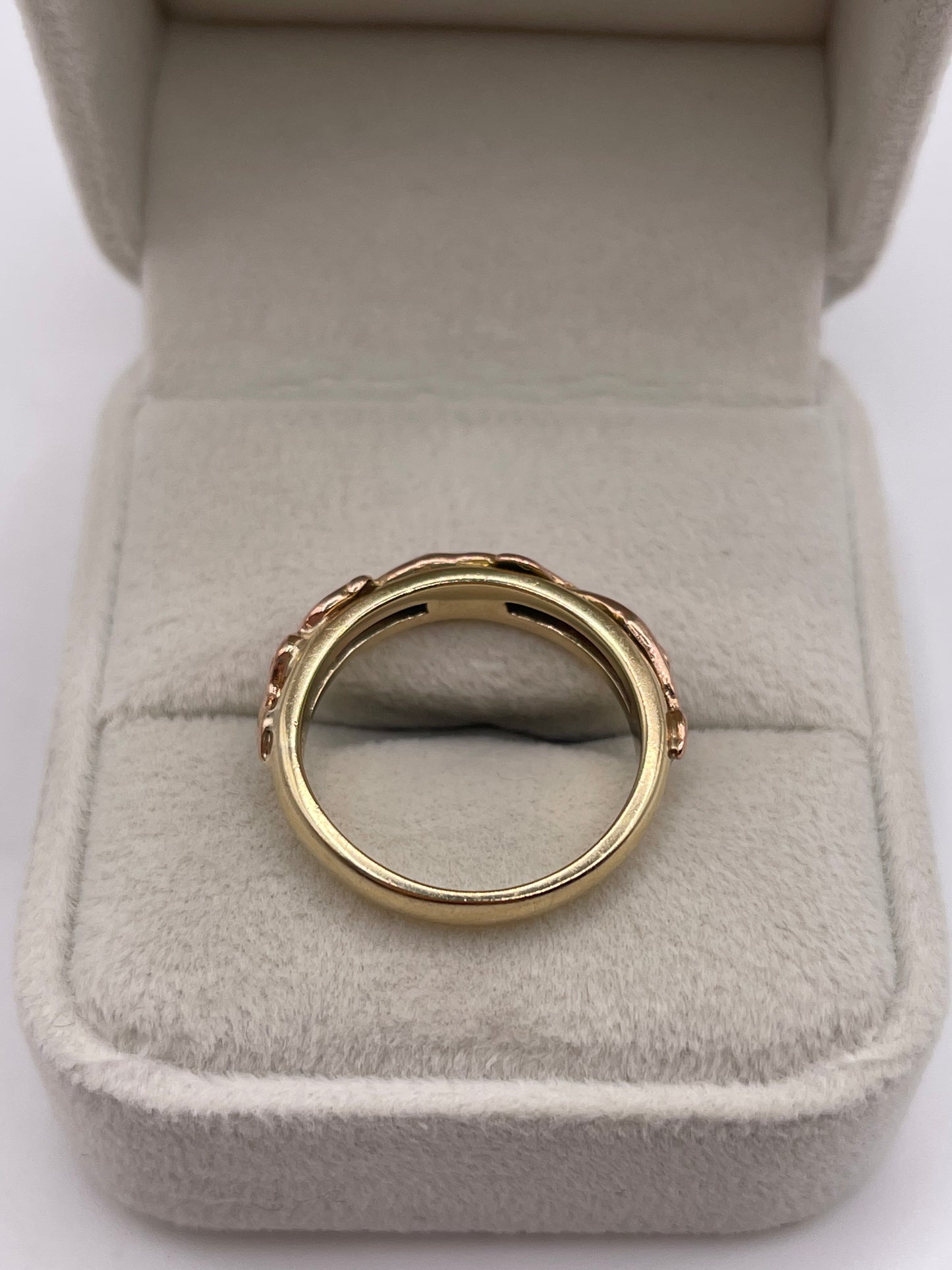 Clogau 9ct gold diamond ring