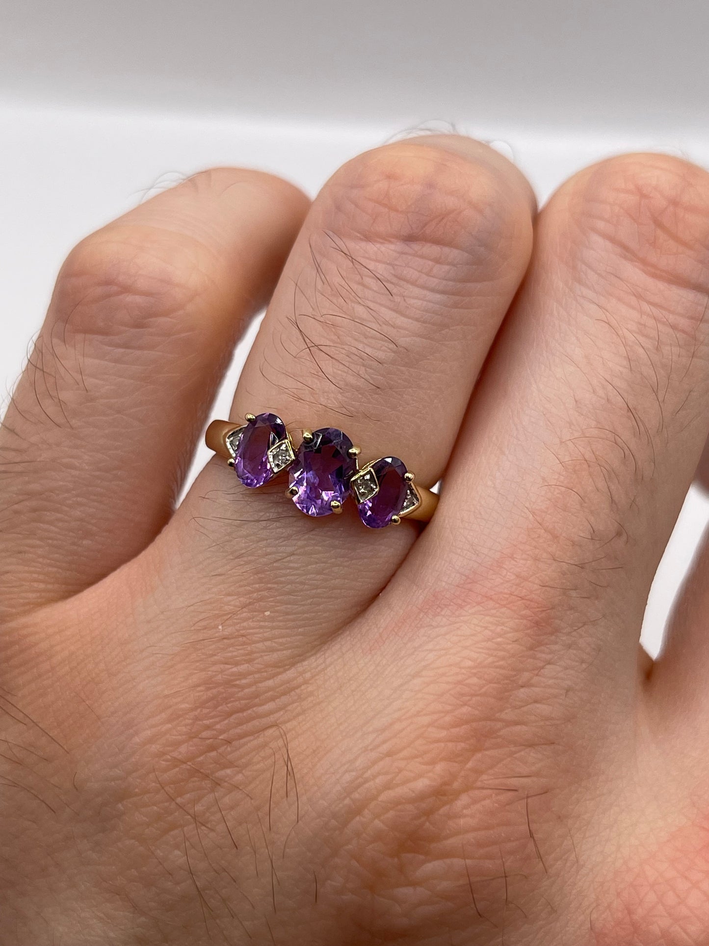 9ct gold amethyst and diamond ring
